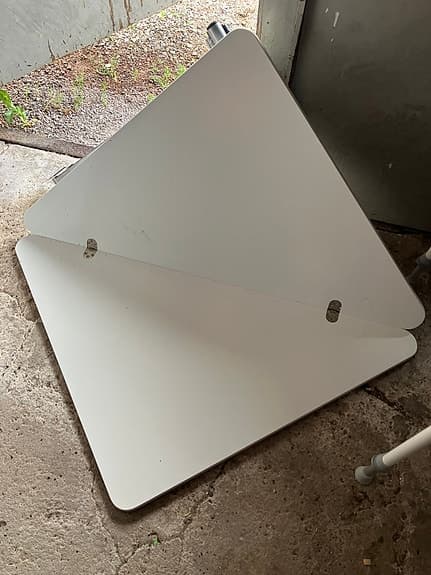 IKEA bord hopvikbart på diagonalen