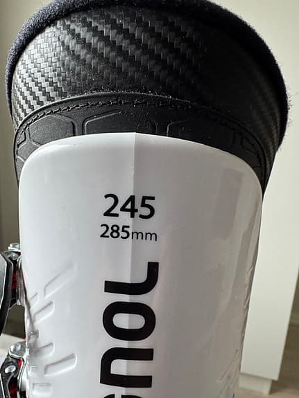 Slalompjäxa Rossignol Hero J4 285 mm