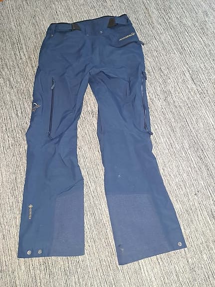 Skidbyxor Norröna Lofoten Gore-Tex dam stl S