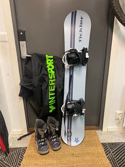Crazy Creek snowboard