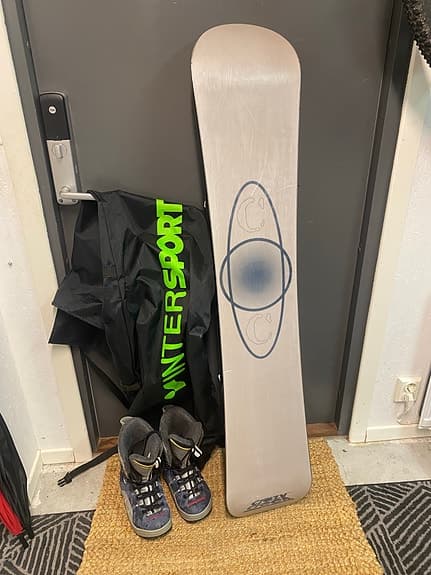 Crazy Creek snowboard
