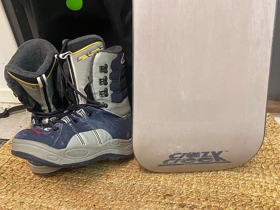 Crazy Creek snowboard