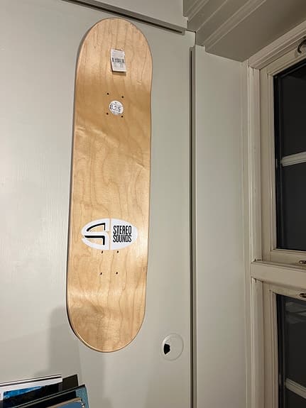 Stereo skateboarddeck Junky 8.0 tum röd svart