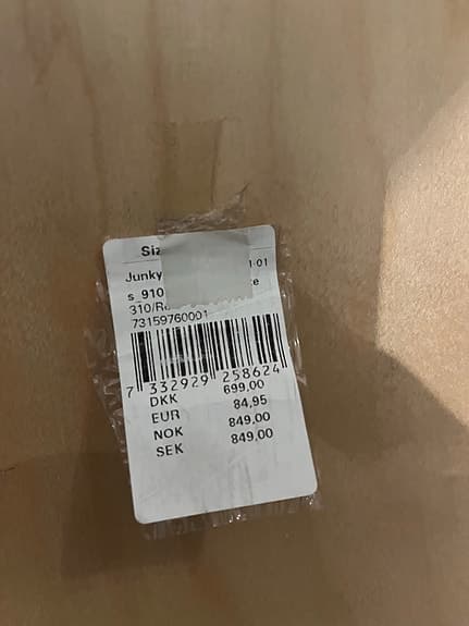 Stereo skateboarddeck Junky 8.0 tum röd svart