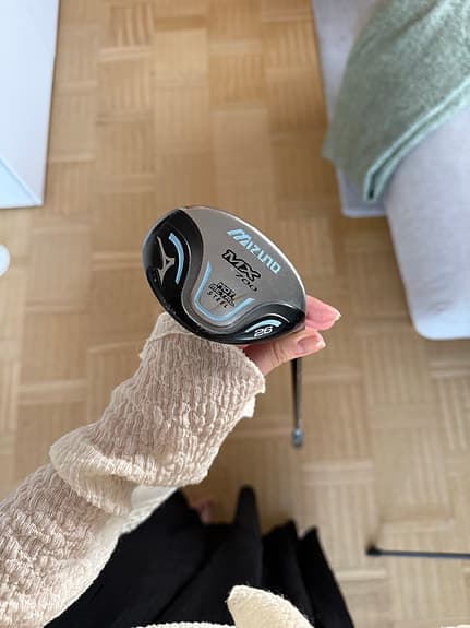 Golfklubba Mizuno MX-700 - Hybrid 26 grader.