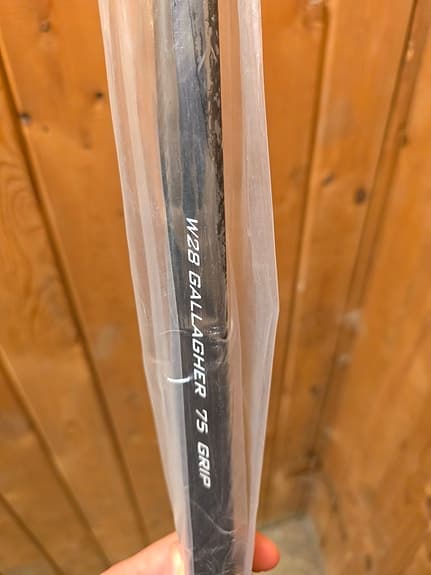 Warrior Alpha DX hockeyklubba W28 Gallagher 75 flex höger