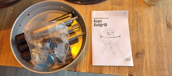 Ny kolgrill Ø36,5 cm – perfekt till sjön eller utflykt