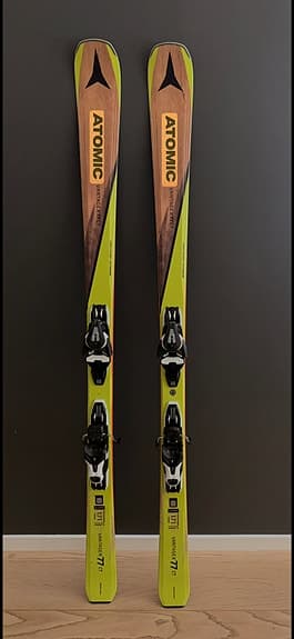 Atomic Vantage alpinskidor med bindningar gul/svart