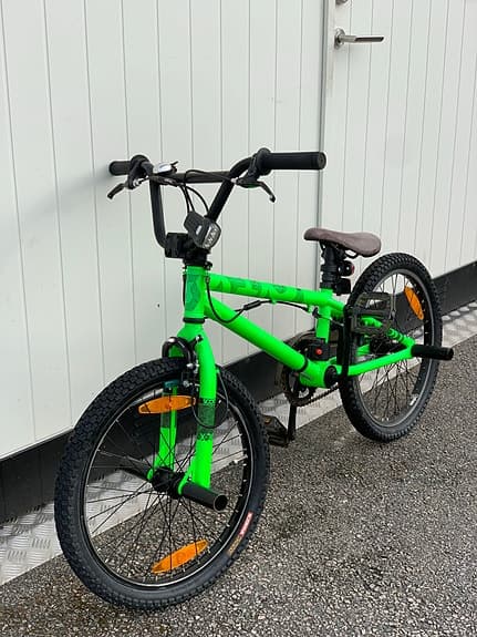 Barncykel 20" grön - BMX SCOTT