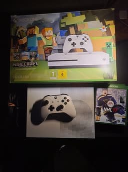 Microsoft Xbox One S 500GB med spel och originalkartong