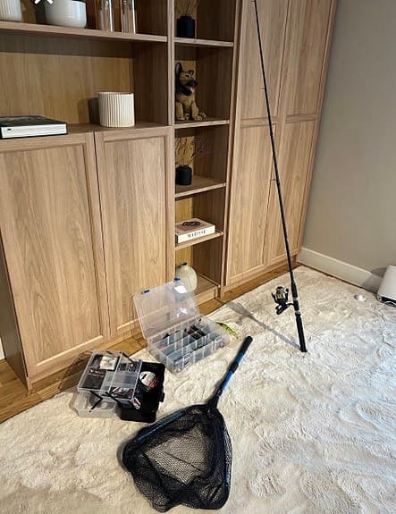 Fiskeset spö rulle håv och tillbehör