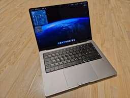 Macbook Pro M1 Pro 14", 16 GB, 512 GB SSD