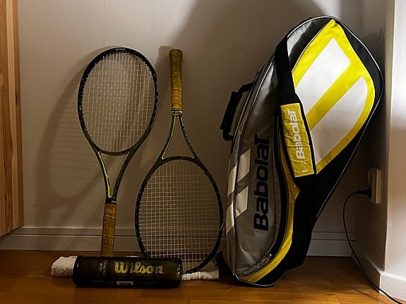 Tennisracket + Babolat tennisväska