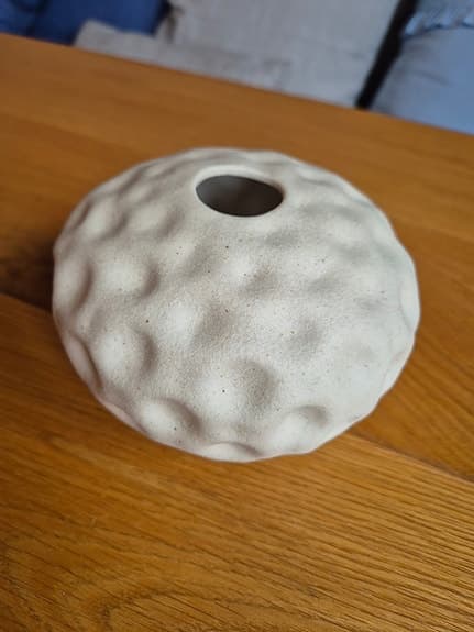 Cooee Design – Två stilrena vaser – Seedpod 10 cm (Vanilla)