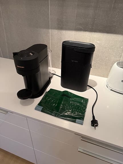 De'Longhi Nespresso Vertuo Next kapselmaskin svart
