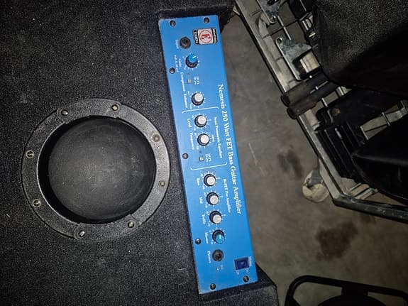 Nemesis Eden 250watt FET Bass Guitarr Amplifier