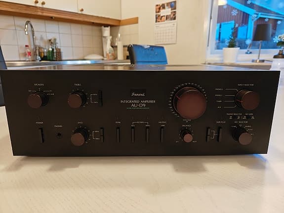 SANSUI AU-D9 Förstärker