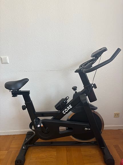 Core motionscykel svart