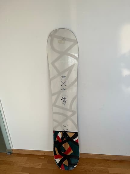 Salomon Lotus snowboard