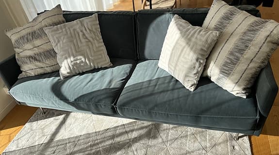 Fin Mio soffa med fåtölj bra skick.