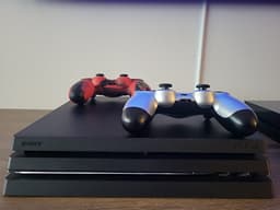 Sony Playstation 4 PRO 1TB