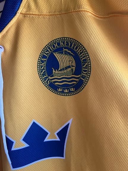 NEH Tre Kronor ishockeytröja gul blå