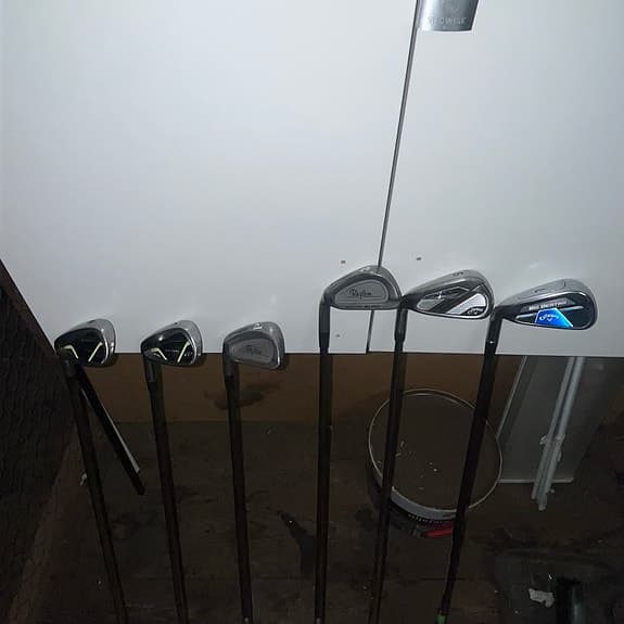 Diverse Järnklubbor (VÄNSTER) - Nybörjare