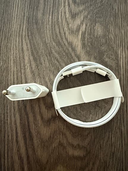 Original iPhone laddare USB-A till Lightning – ny / oanvänd