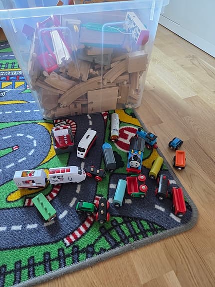 BRIO trätågset blandade delar