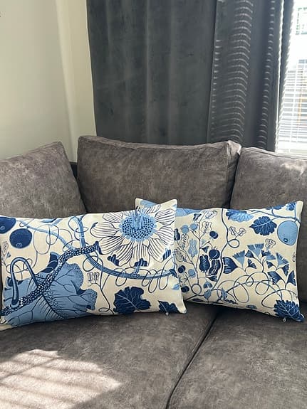 2st Kuddfodral/ Tyg Från Svenskt  Tenn/ Josef Frank / La Planta