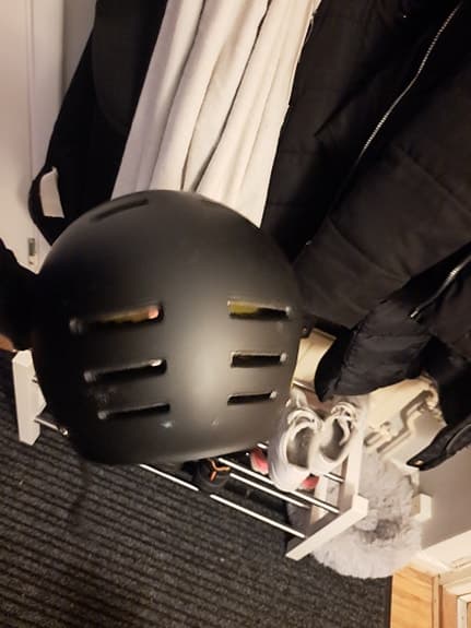 Lazer cykelhjälm svart 55–59 cm