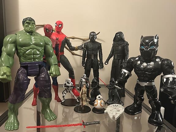 Marvel och Star Wars figurer