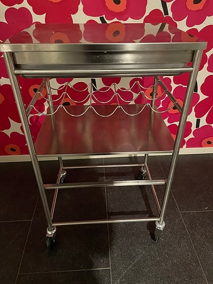 Serveringsvagn rostfritt stål med hjul och vinhylla