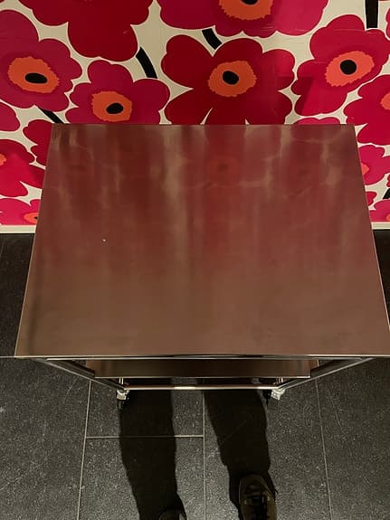 Serveringsvagn rostfritt stål med hjul och vinhylla