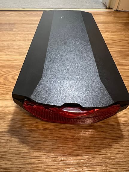 Phylion EBT580-110E8R5A elcykelbatteri 36V 11,6Ah svart. Full laddning 45-50km