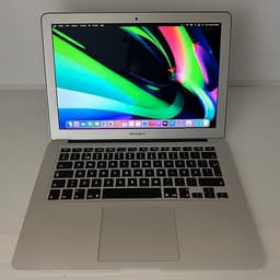 Apple MacBook Air 13Tum / Core i5 / Ram 4 / SSD 128Gab / Laddare