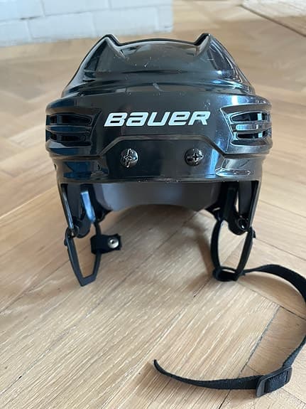 Bauer IMS 5.0 hockeyhjälm