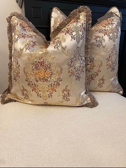 8 st helt nya / oanvända design handgjorda Prydnadskuddar T.Herman