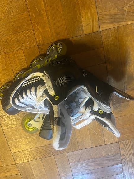 Bauer inlines rullskridskor storlek 43 svart