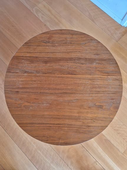 Soffbord i något fint träslag
