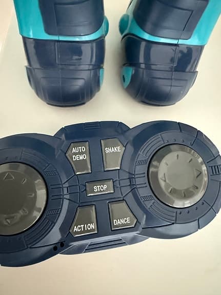 Radiostyrd dansande robot