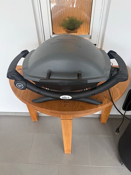 Weber Q1400 elgrill svart