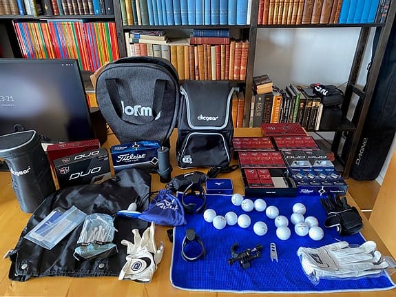 Komplett golfset till salu, då jag är en fullständigt värdelös golfare.