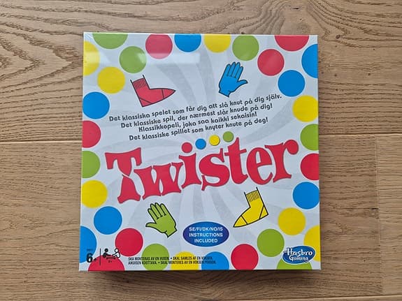 HELT NY! Twister spel Hasbro, från 6 år