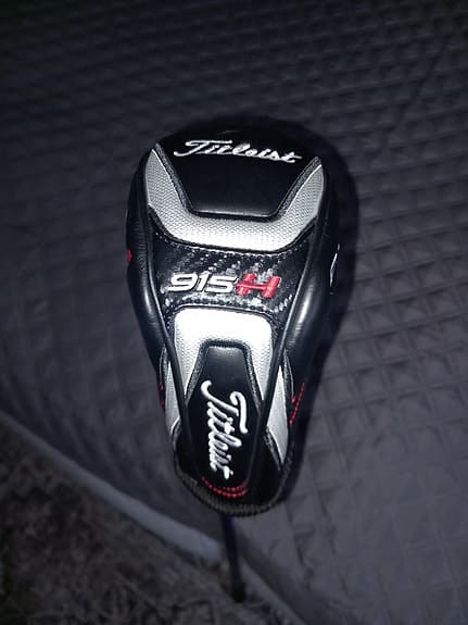 Titleist 915H hybridklubba 2 blå skaft +10 Bollar 18 grader.