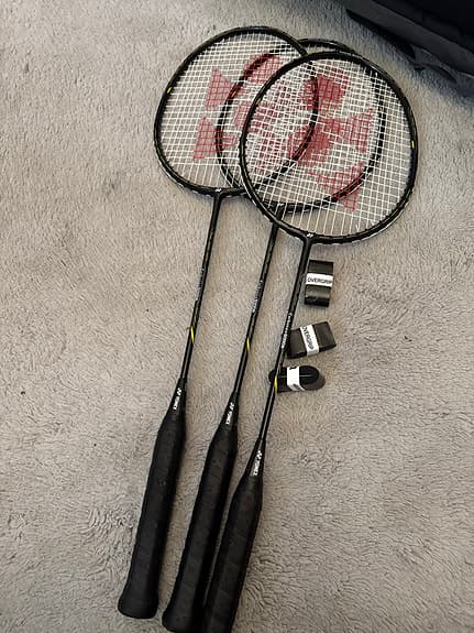 Yonex Carbonex 6000N badmintonracket set svart