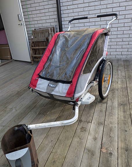 Thule Chariot cykelvagn med tillbehör