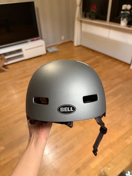 Bell Local cykelhjälm grå skaterhjälm