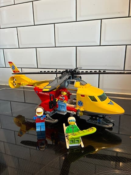 Lego city 60179 Räddningshelikopter och snowboardåkare