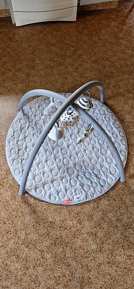 Done by Deer babygym rund grå